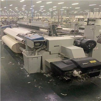 Kasutatud Toyota 810 Loom